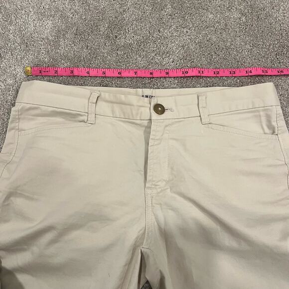 GAP White Short Pants - Picture 10 of 12